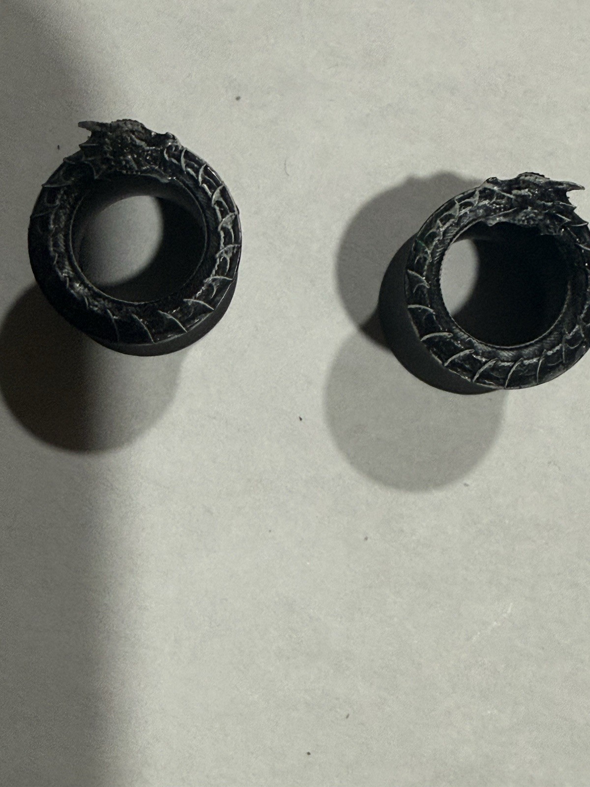 00G 10mm Black Ouroboros Dragon Tunnel Plugs Pair Carved Gothic Fantasy Gauges