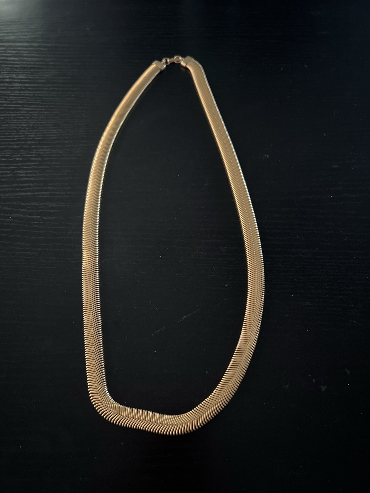 Thick Flat Gold Tone Herringbone Chain Necklace 26 Inches