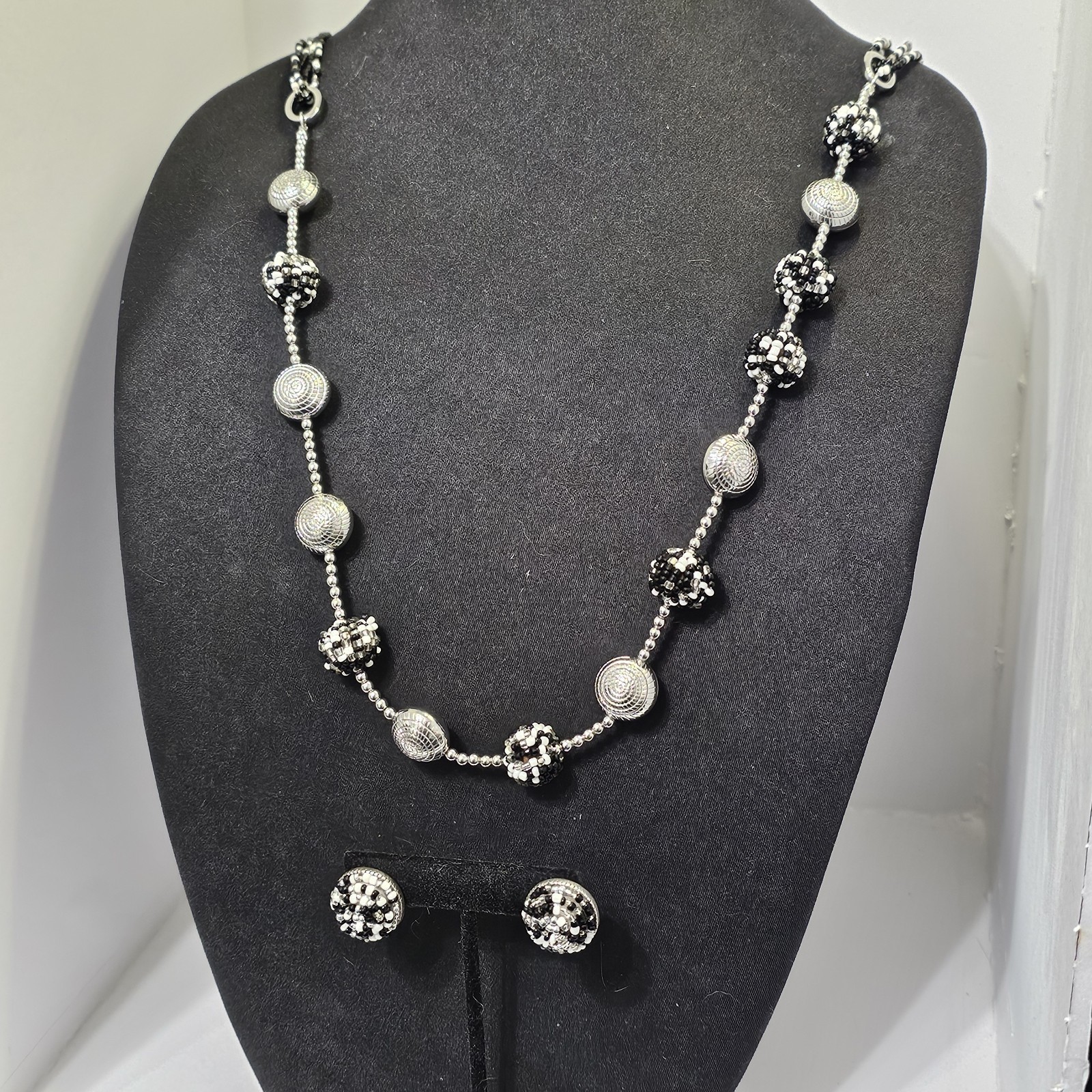 Chicos Signed Black White Beaded Necklace Earrings Set Chunky Statement Silver
