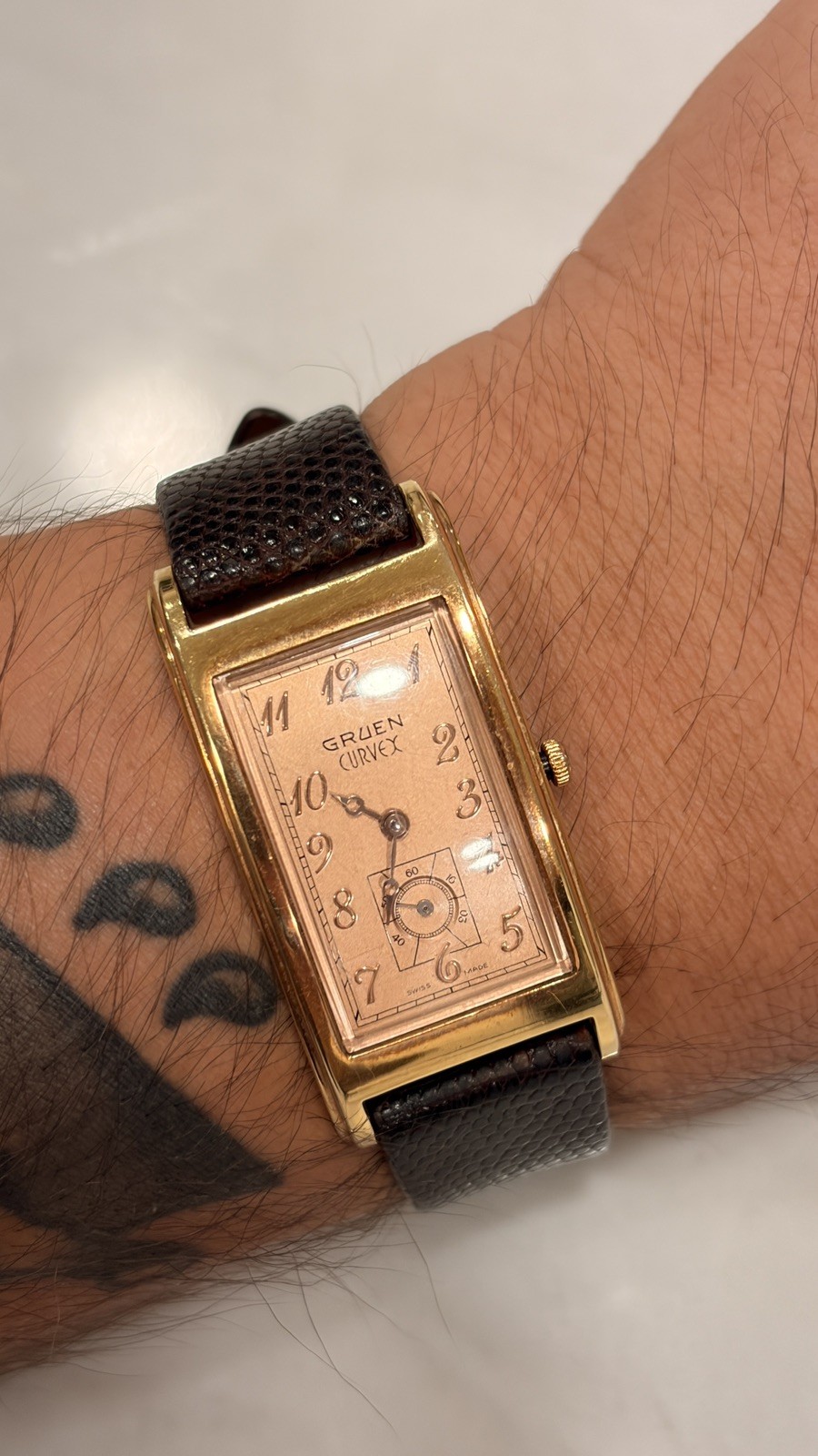 GRUEN CURVEX MEN’S WRIST WATCH MODEL GS1219 (working)