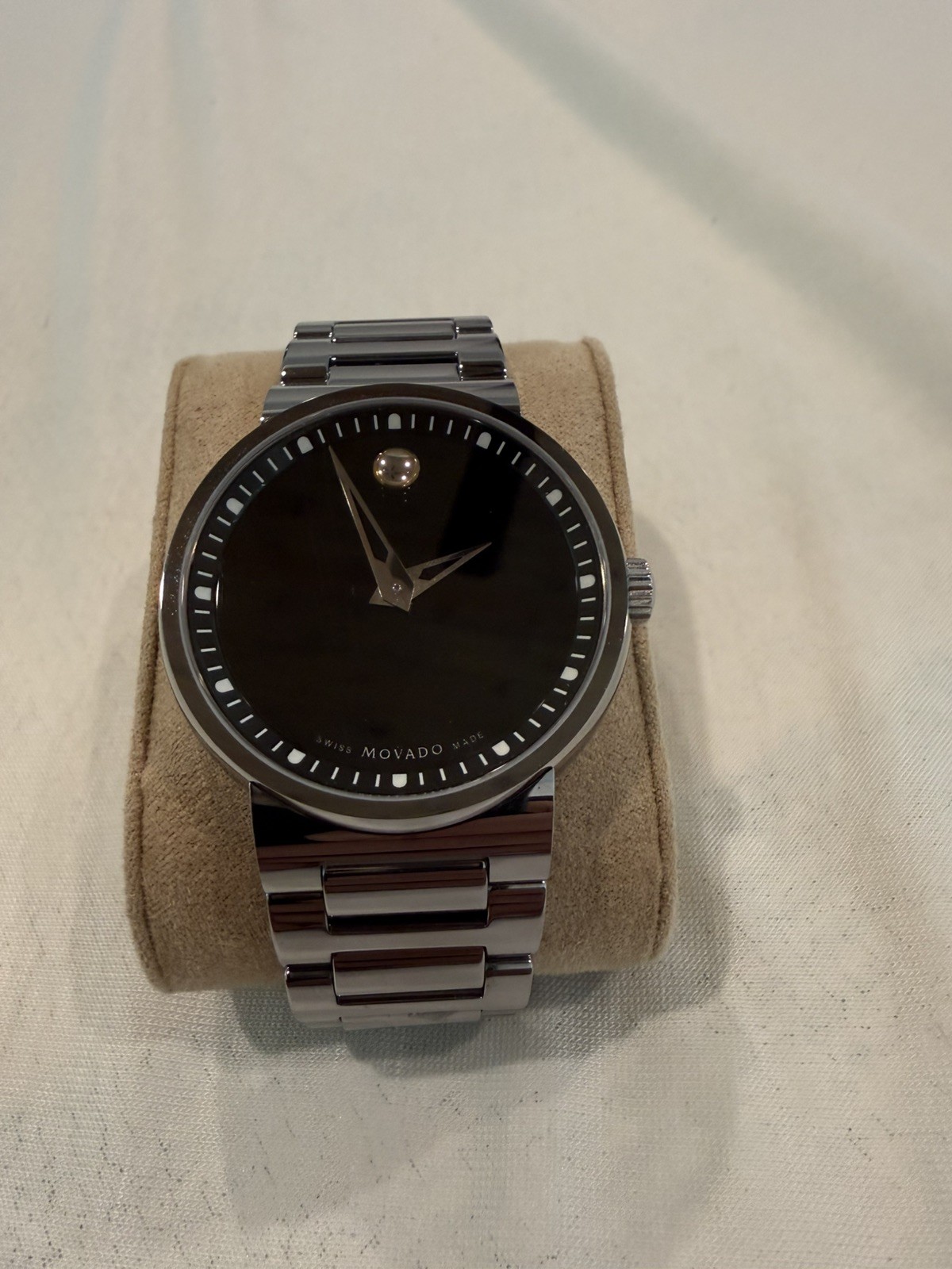 Movado DURA TUNGSTEN Museum Mens Watch Black Dial Ref 0606433 Swiss Box / Papers