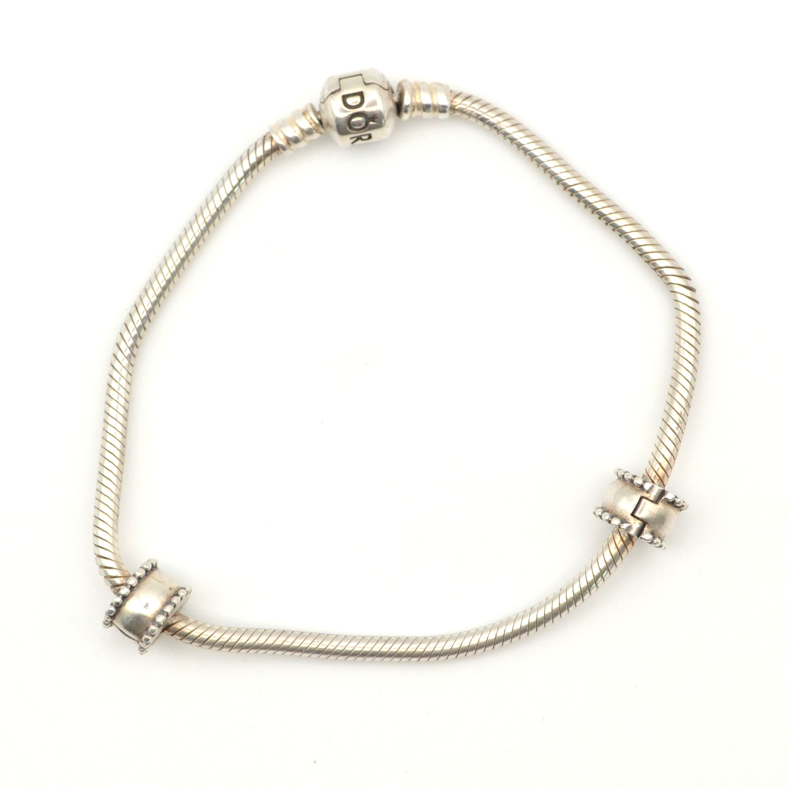 Pandora Moments Barrel Clasp Bracelet 590702HV + 2 Retired 790267 Clips 925 ALE