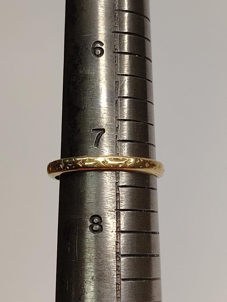 10K Yellow Gold Lady’s Wedding Band 1.95G sz 7.25 (SB1116518)