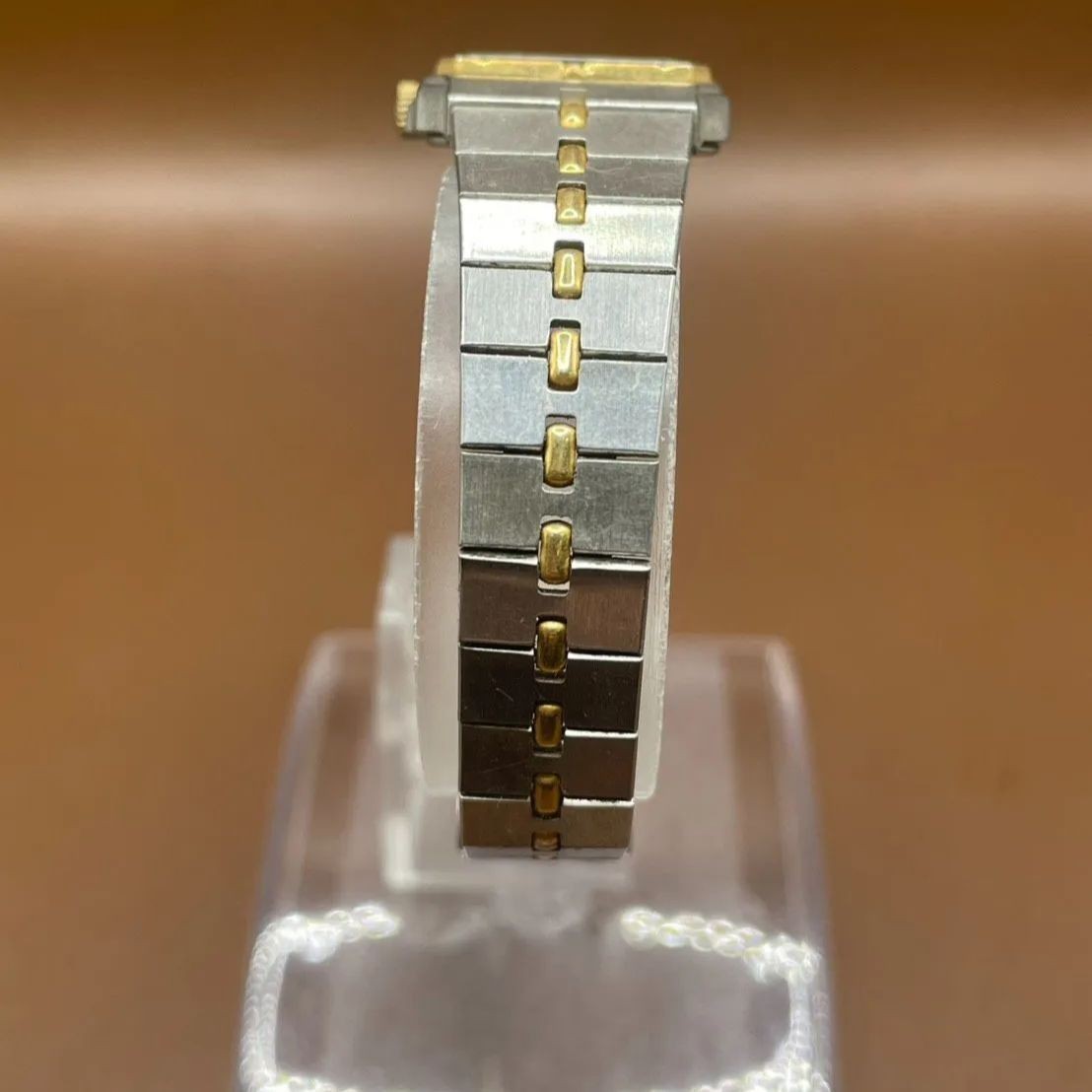 Wristwatch SEIKO 7321 5820 quartz battery operated ladies’ white dial square rec