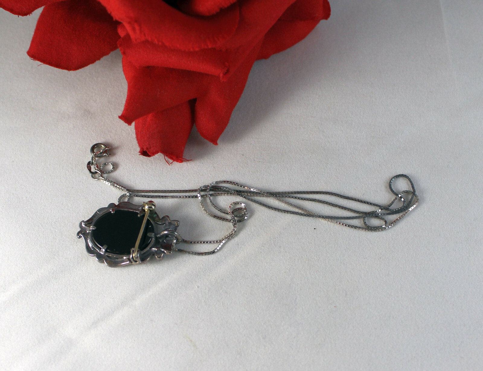Sterling Silver Black & White Marcasite Cameo 9.37g Necklace CAT RESCUE