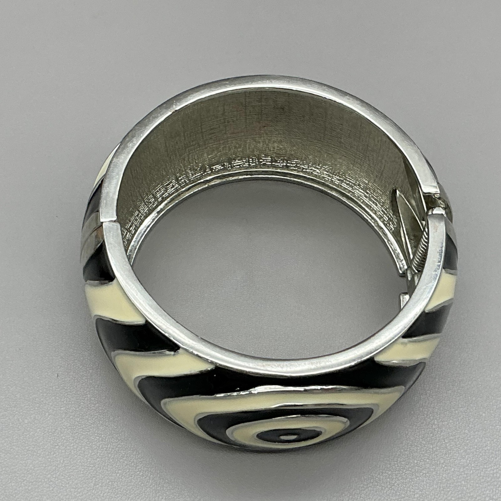 Bracelet Black Cream Enamel Wide Retro Bangle Snap Womens 7 In Fashion Jewelry