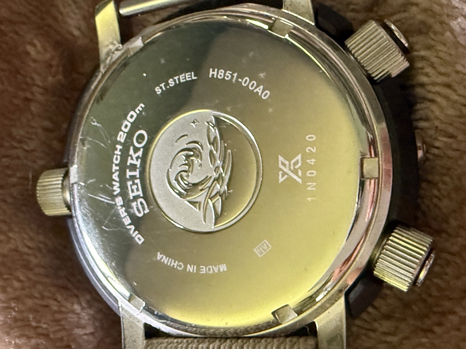 Seiko Solar Quartz Diver 200m Analog/Digital 45mm Beige Nylon Strap Not Tested
