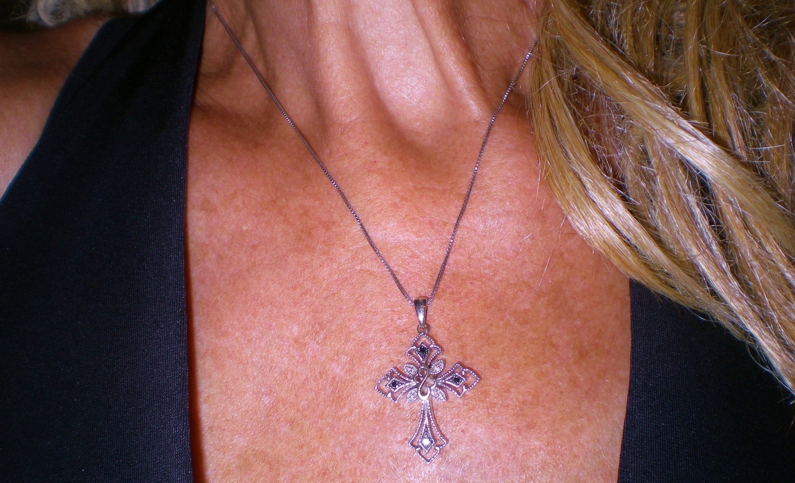 Jane Seymour SS Open Hearts Gothic CROSS 1/6ct Diamond Necklace 💎 KAY BOX 💎
