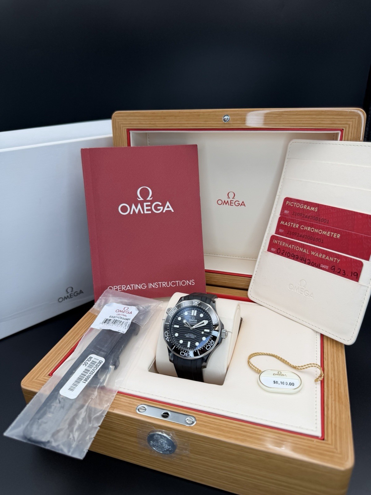 OMEGA Seamaster Diver 300M Ceramic And Titanium 210.92.44.20.01.001 Excellent