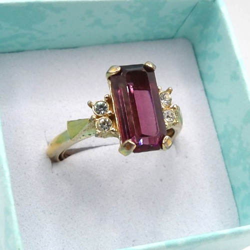 Avon Faux Amethyst Emerald-Cut Stone & Crystal Goldtone Ring (Size 5.5 to 7)