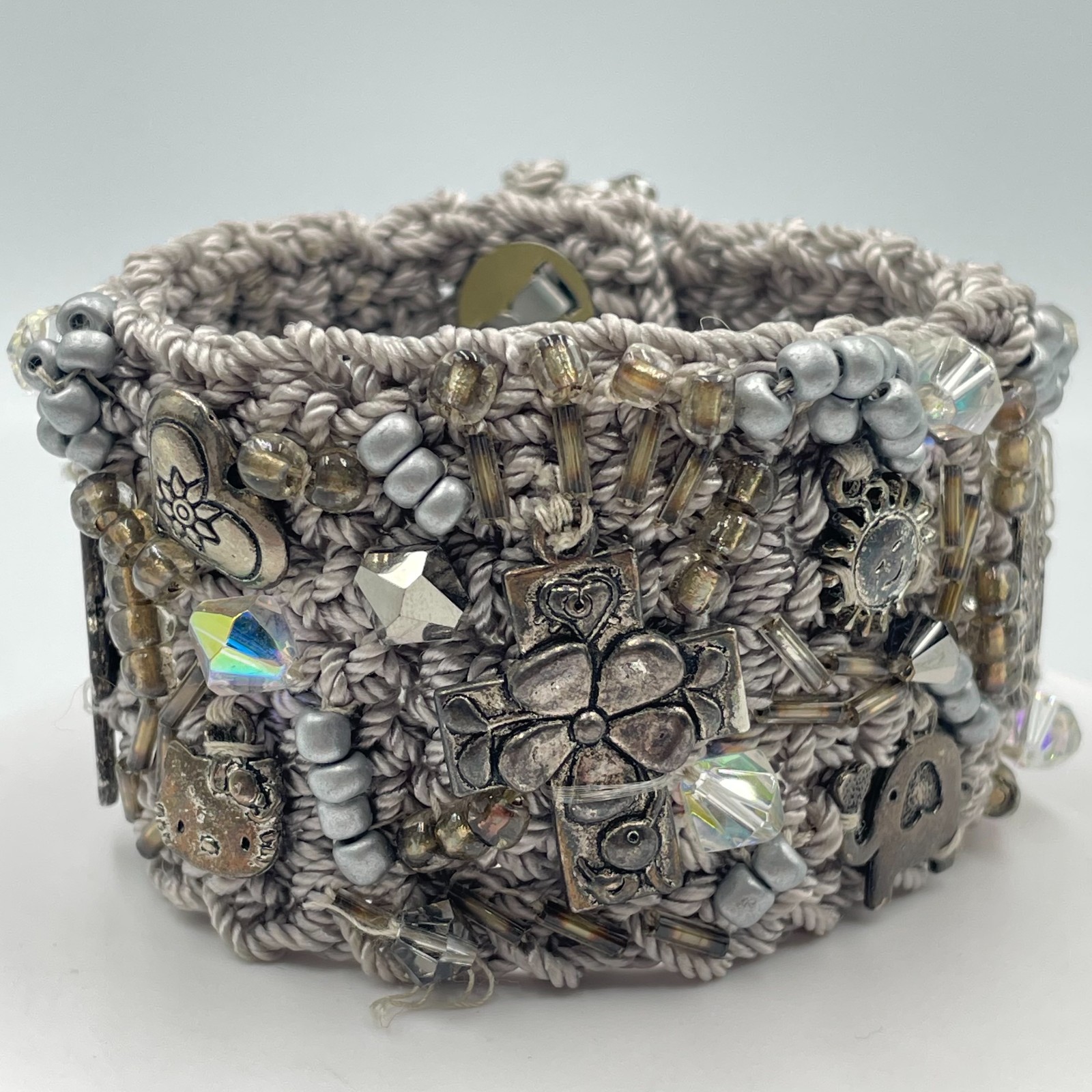VTG Y2k Crochet Cuff Bracelet Grey Beaded Eclectic Charm Statement Wristband
