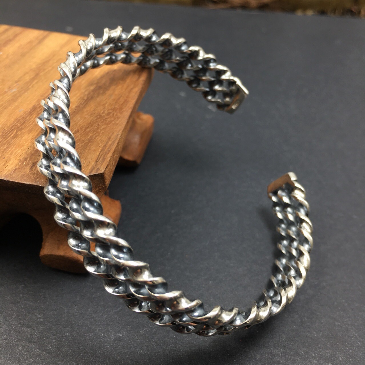 A25 Twisted Spiral Bangle Sterling Silver 925
