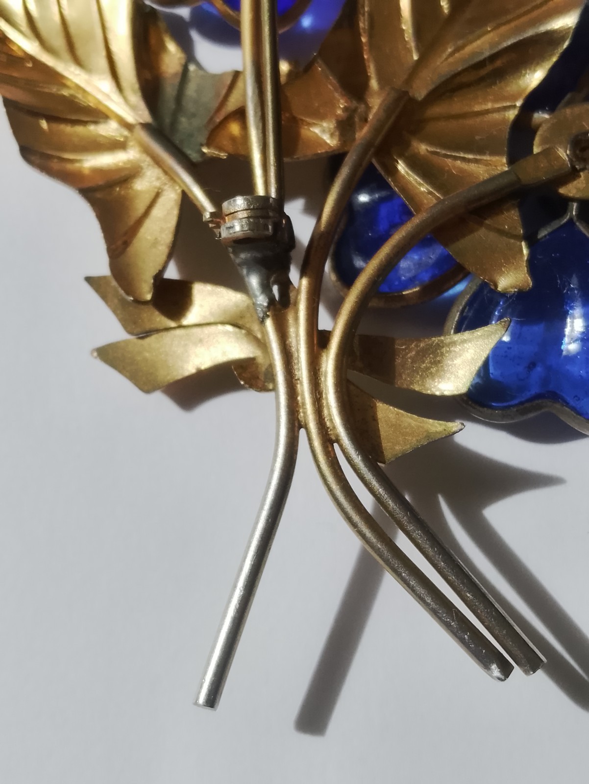 Poured Glass Cobalt Blue Flowers Brooch