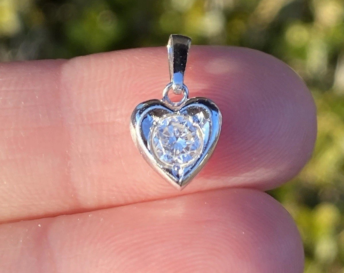 Platinum 0.36CT 100% Natural Round Diamond Heart Shaped Pendant