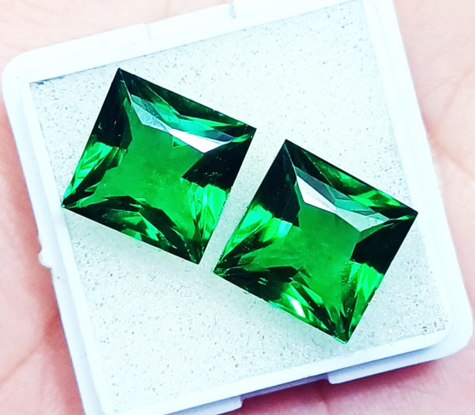 18+ Ct Square Cut Natural Green Garnet Certified Pair Loose Gemstone ~~ PG12