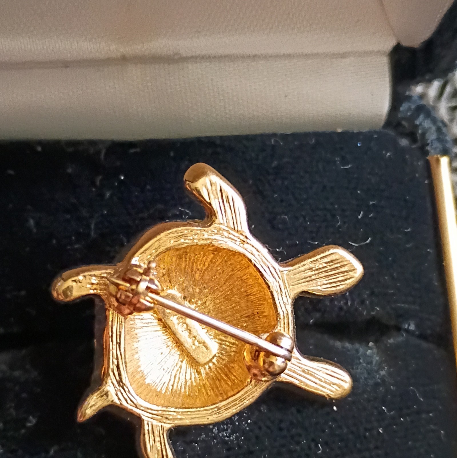 Gold Tone Turtle Brooch Pin Green Round Rhinestones Pavé Setting By Monet