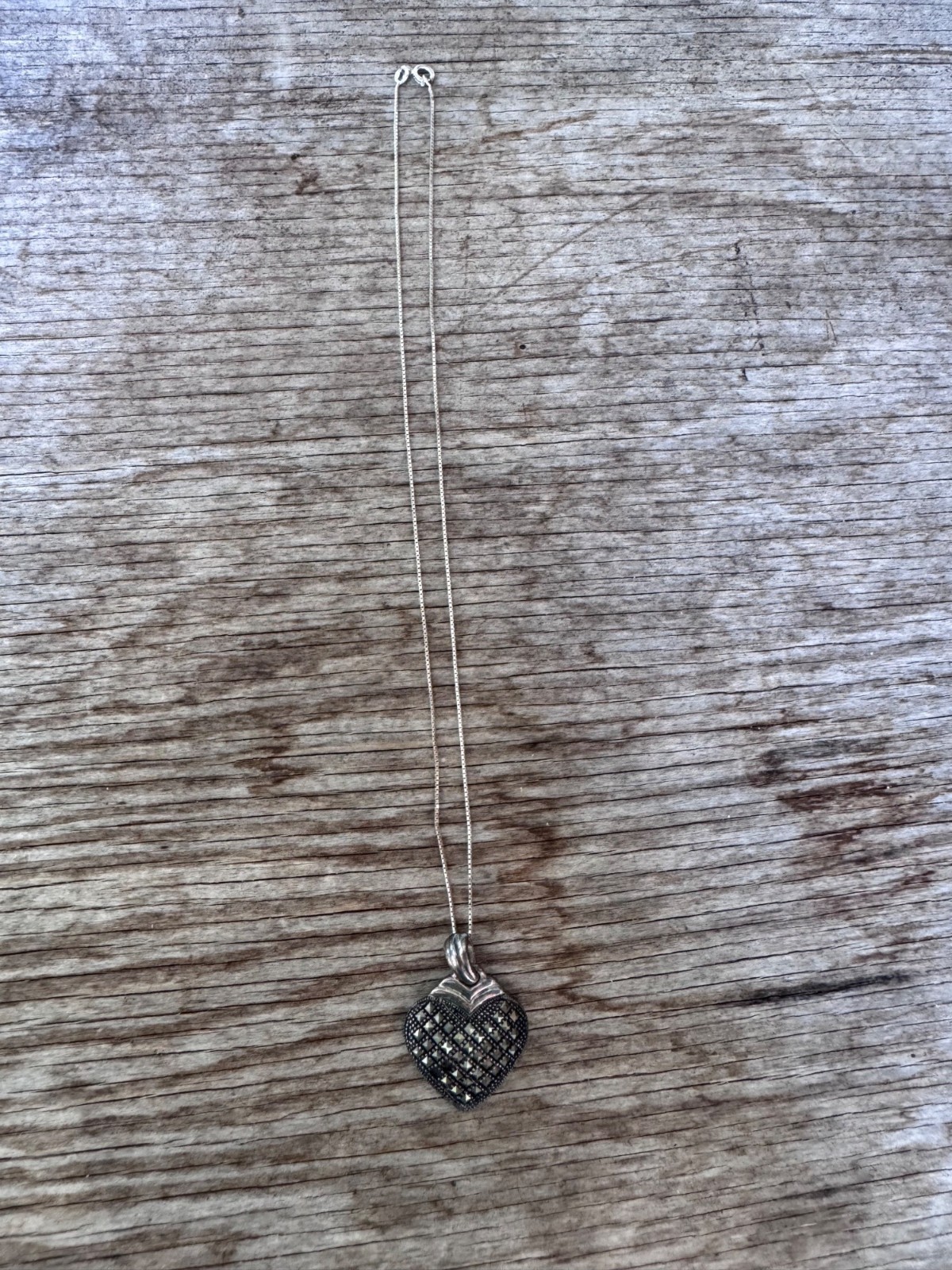 925 Sterling Silver Marcasite Heart Pendant Necklace Box Chain 7.71g
