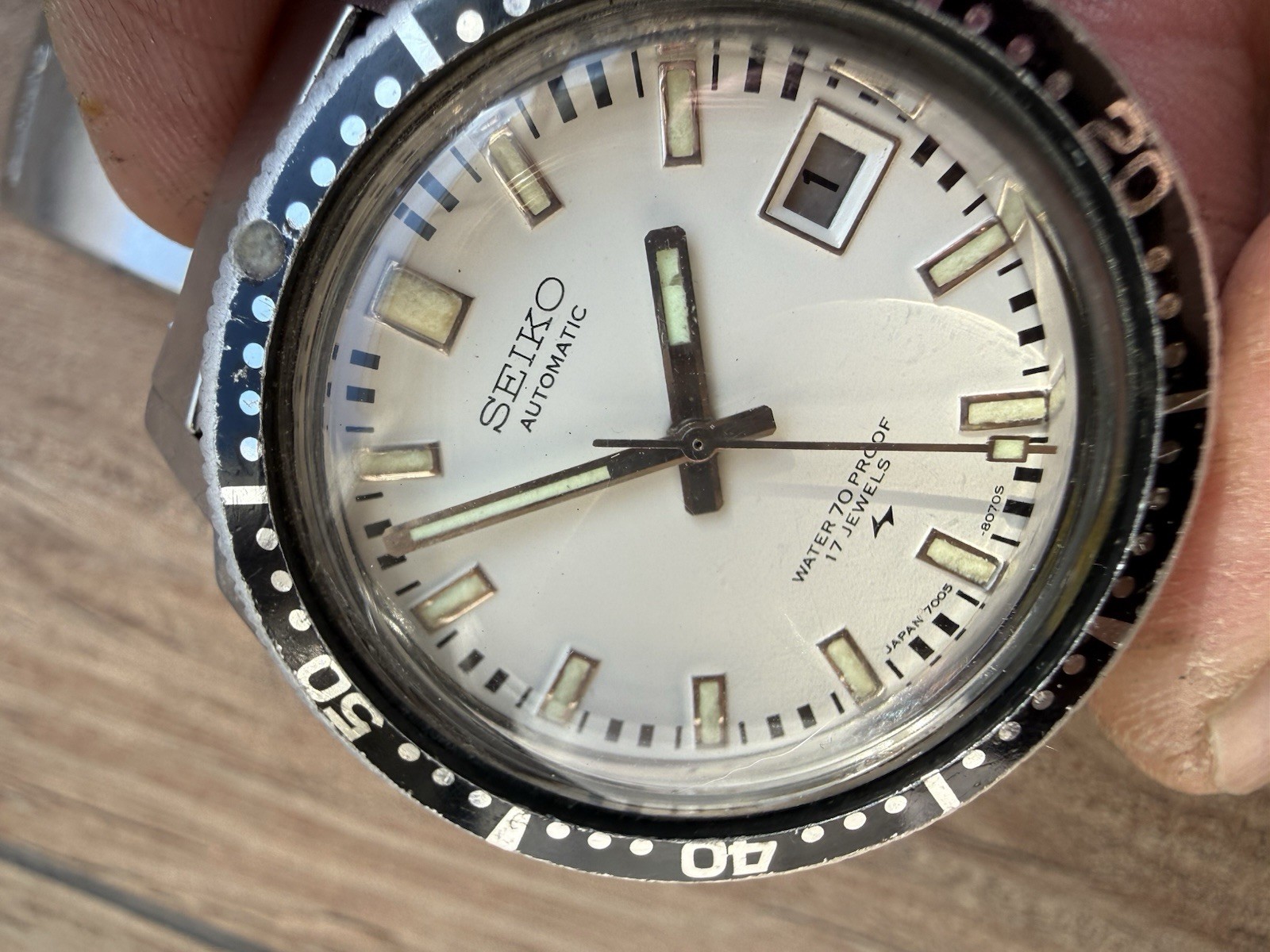 1973 Seiko 7005-8052 “Poor Man’s Diver” Automatic Vintage Diver Watch White