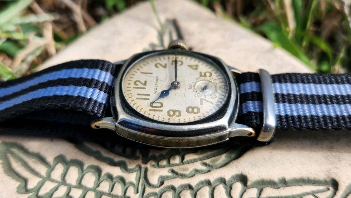 Vtg Waltham 1926 PVD Military Grade 365 Men’s 30mm Watch 15 Jewels NATO Strap!!!