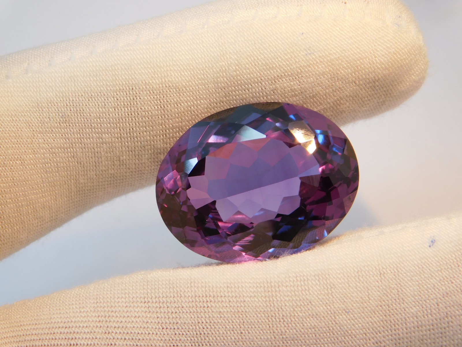 42.10 Ct Natural Color Change Alexandrite oval Cut Certified Loose Gemstone