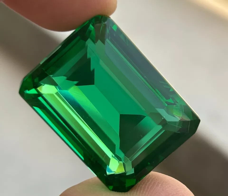 AAA+ Green Emerald 7.05 Ct. Emerald Cut Loose Gemstone Ring for Gift Women/Her