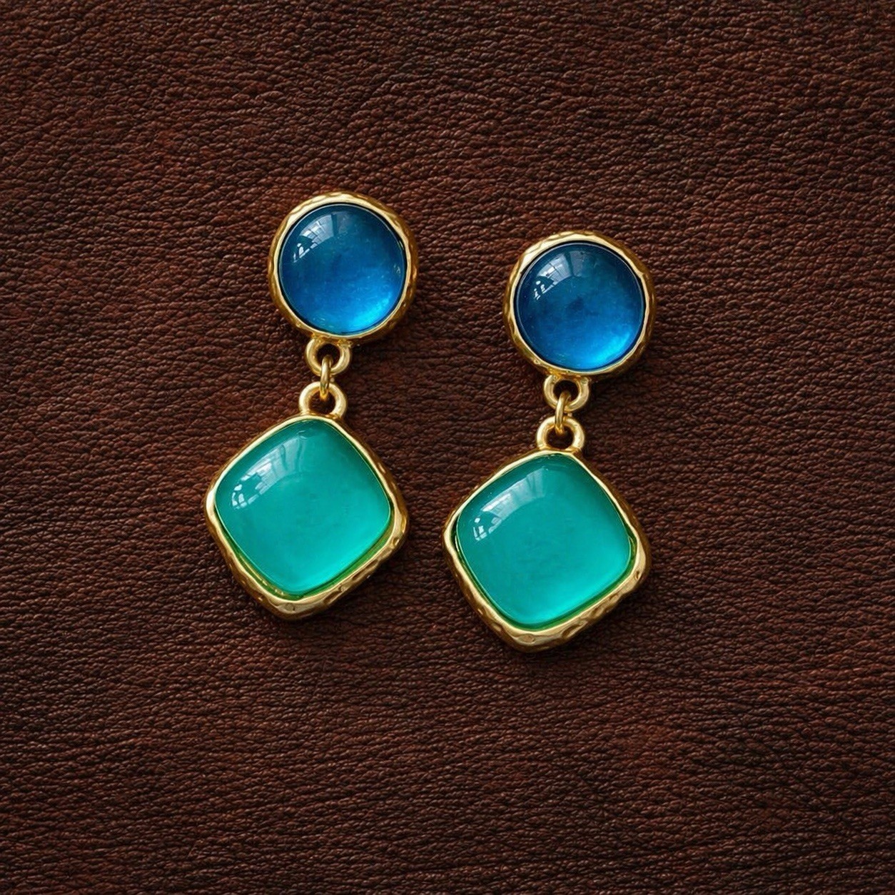 Medieval Museum Earrings Gripoix Gold Hammered Antique Cabochon Boho Mogul VTG