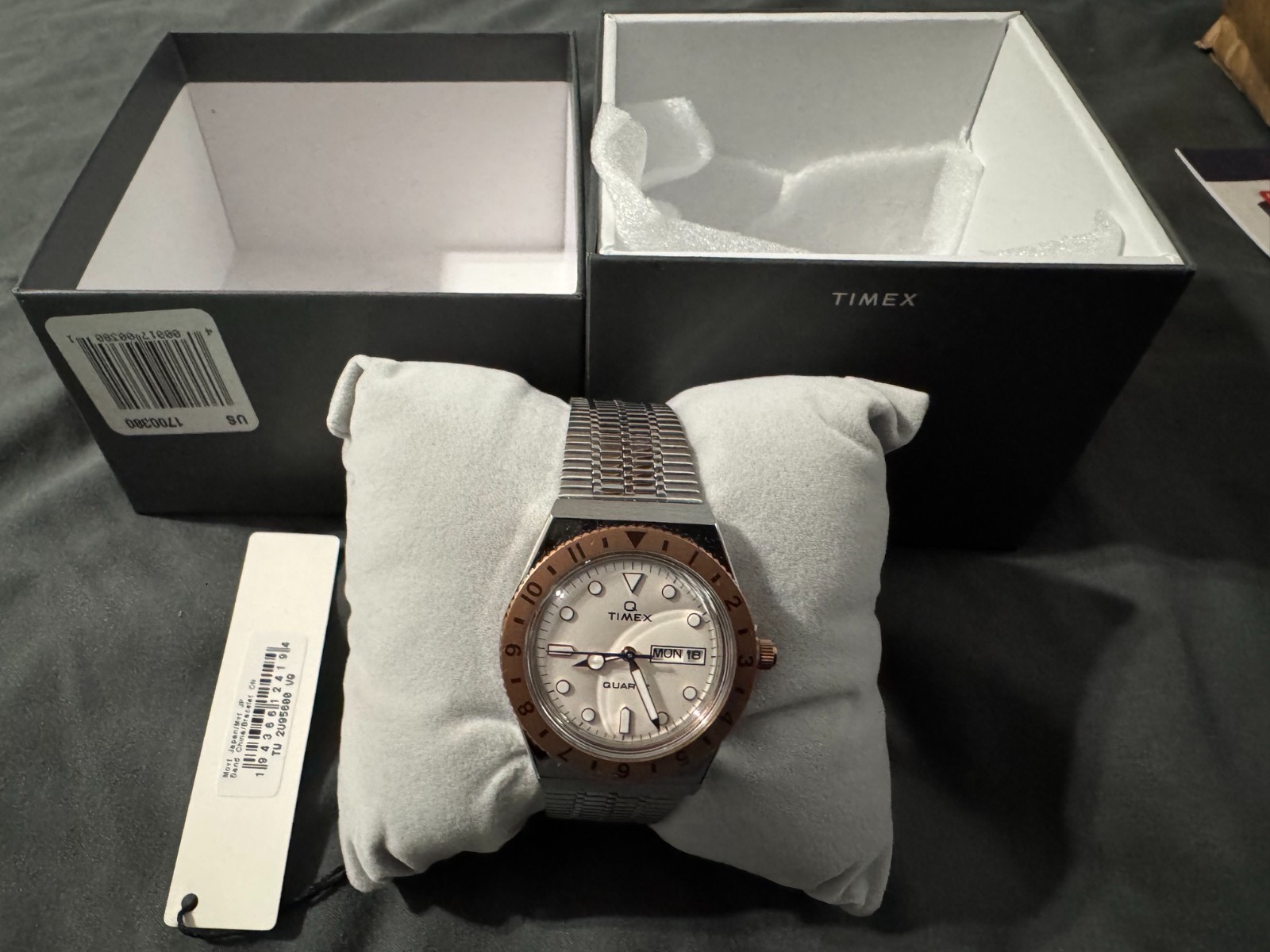 Timex Q 36mm Women’s Watch TW2U95600VQ Silver/Rose Gold Mesh – NIB with Papers