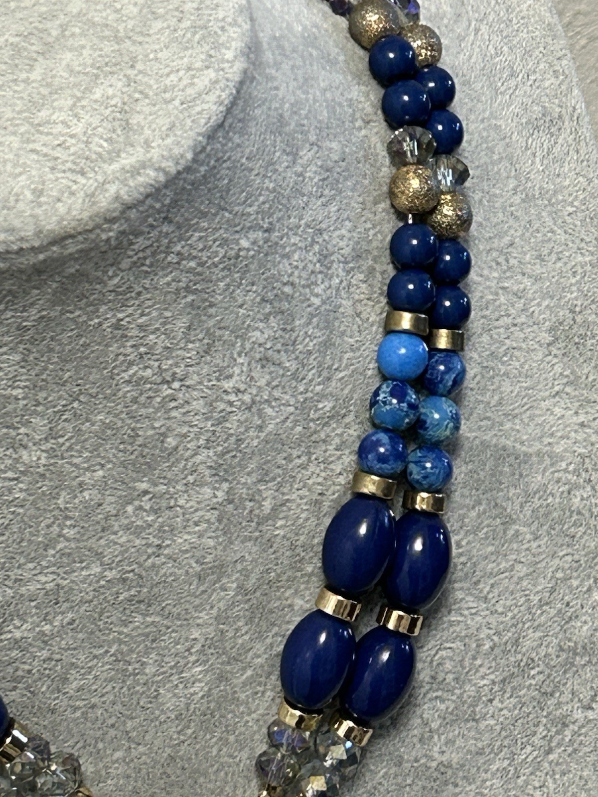 Beaded Necklace Blue/Gold/Clear Beads Ornate Gold-Tone Abolone Pendant & Tassel