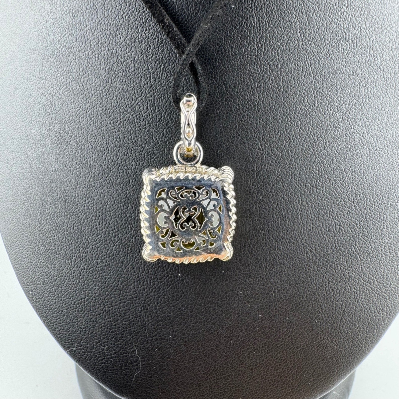 JAI by John Hardy Pendant Yellow Citrine Excellent 925 Sterling Silver Enhancer