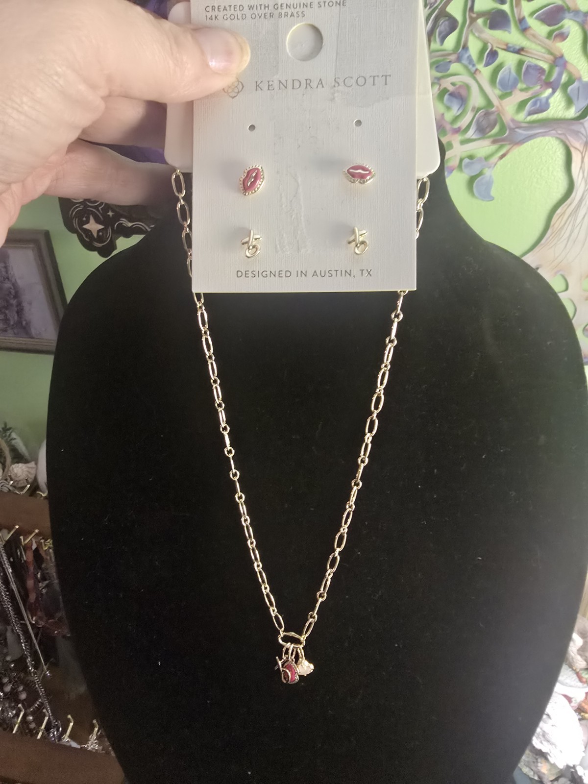 Kendra Scott Gold Tone Necklace & Stud Earrings Set Pink Marquise Stone