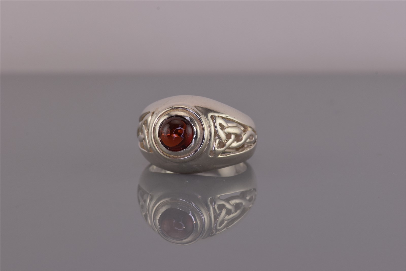 Peter Stone Sterling Silver Red Garnet Open Celtic Knot Band Ring 925 Sz: 5