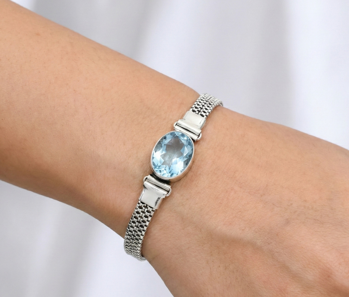 Aquamarine Gemstone Bracelet 925 Sterling Silver Artisan Jewelry S-8.5 in