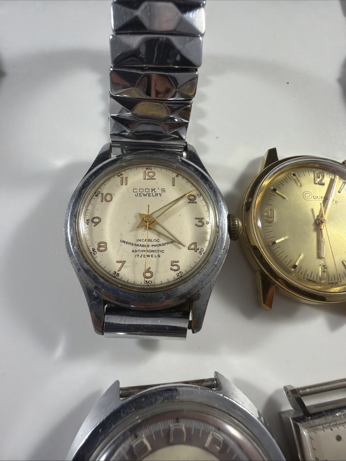 Lot Of 18 Vintage Watch Mechanical And Quartz Men’s Recta Contex Bulova Elgin ++