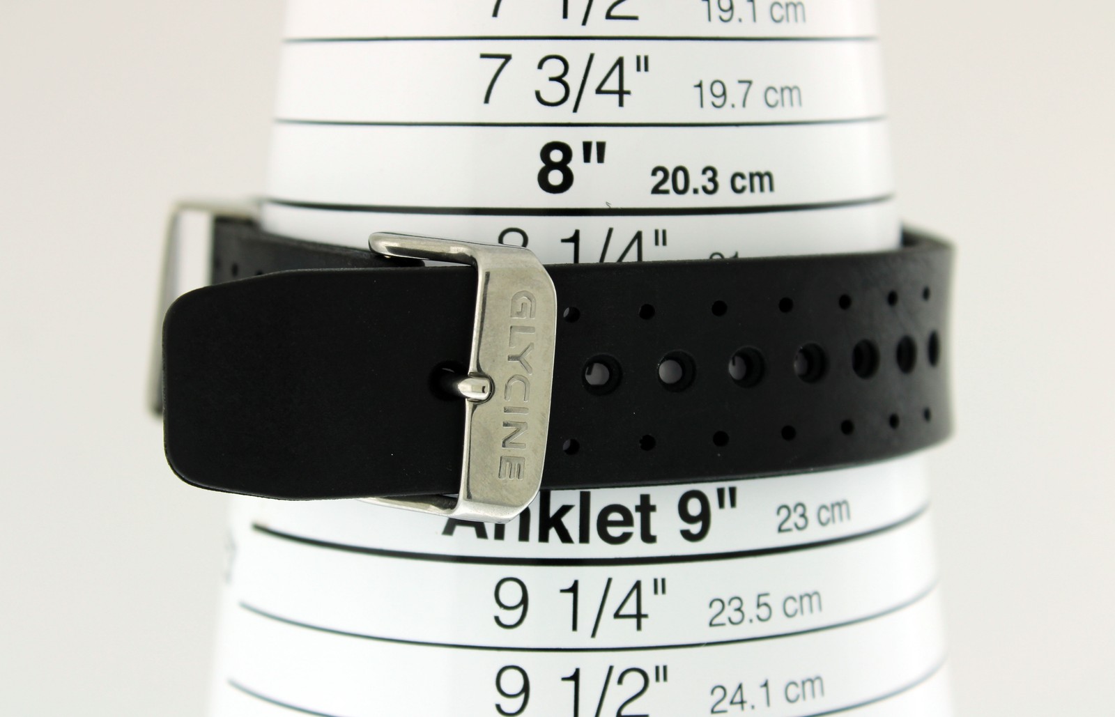 Glycine Incursore 3805 44mm Black Dial Quartz Watch