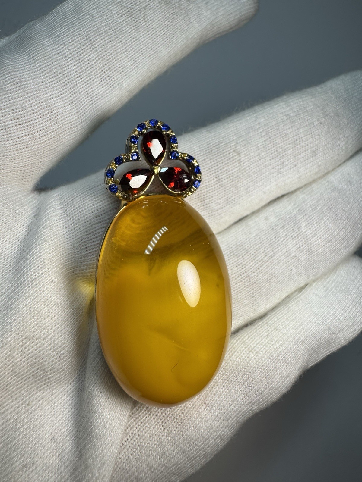 Natural Baltic Amber Pendant Butterscotch Egg Yolk in Sterling Silver 18.4g