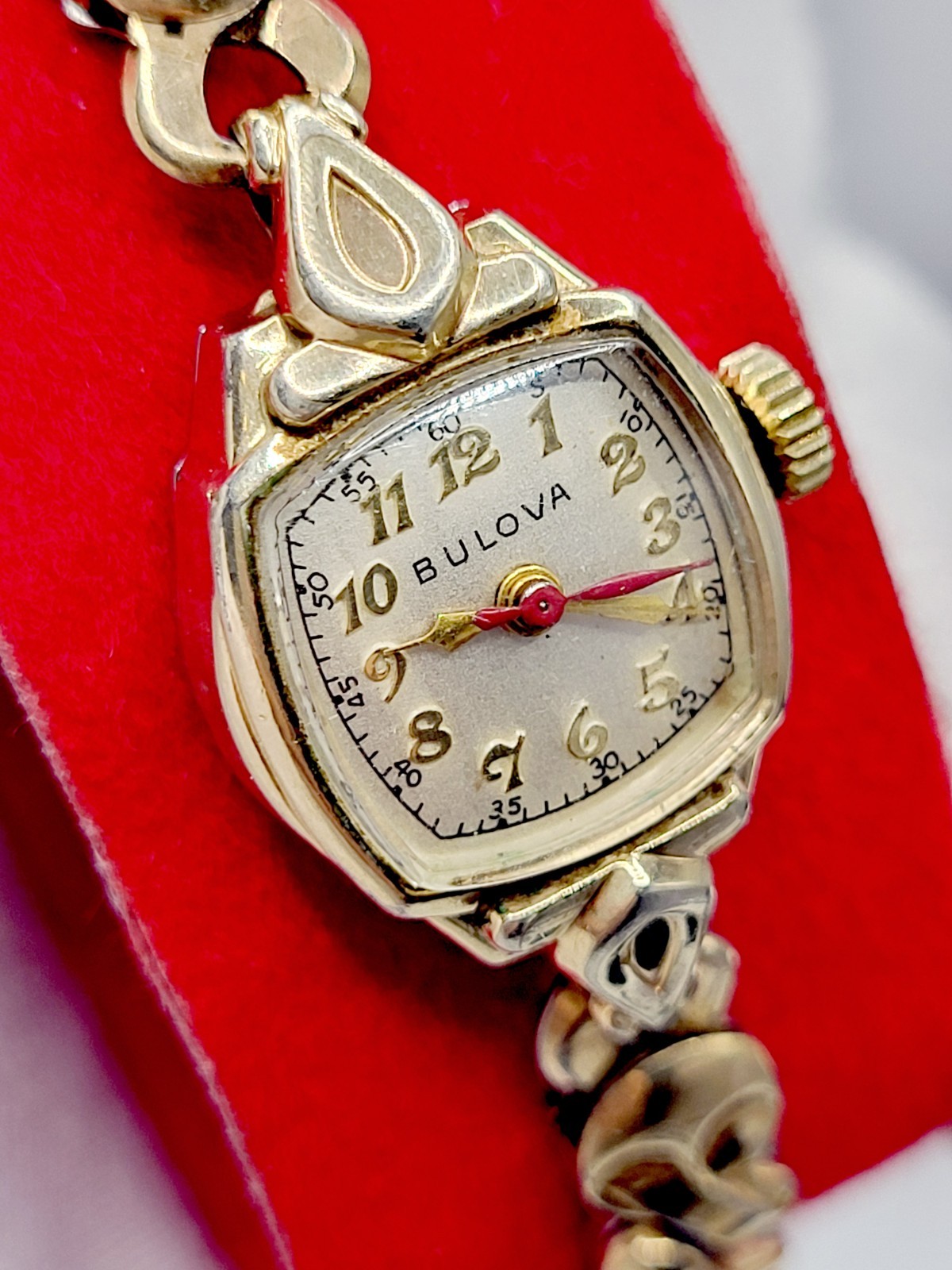 Vintage 1956 Bulova Ladies 16mm Cocktail Watch 10K Gold Filled Swiss Works Great