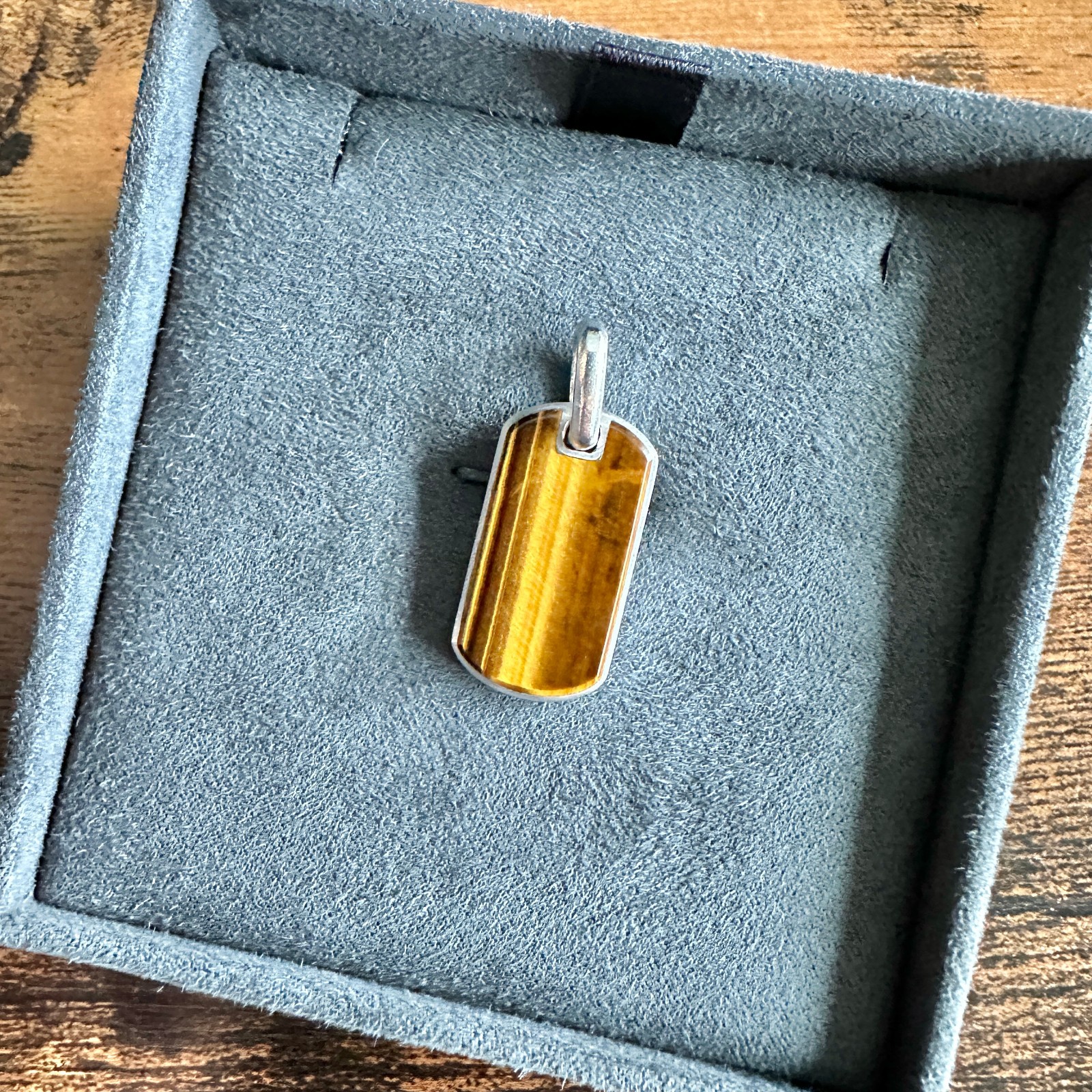 David Yurman Chevron Dog Tag Pendant w/ Tiger’s Eye – 27mm – FREE SHIPPING