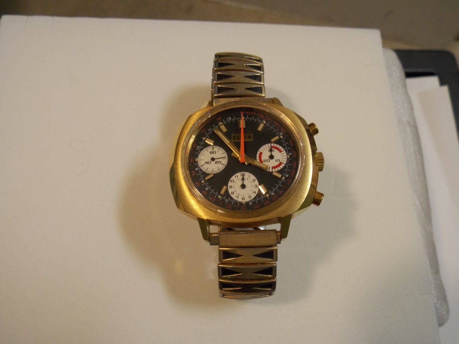 VINTAGE ELGIN MENS WATCH PANDA CHRONOGRAPH VALJOUX