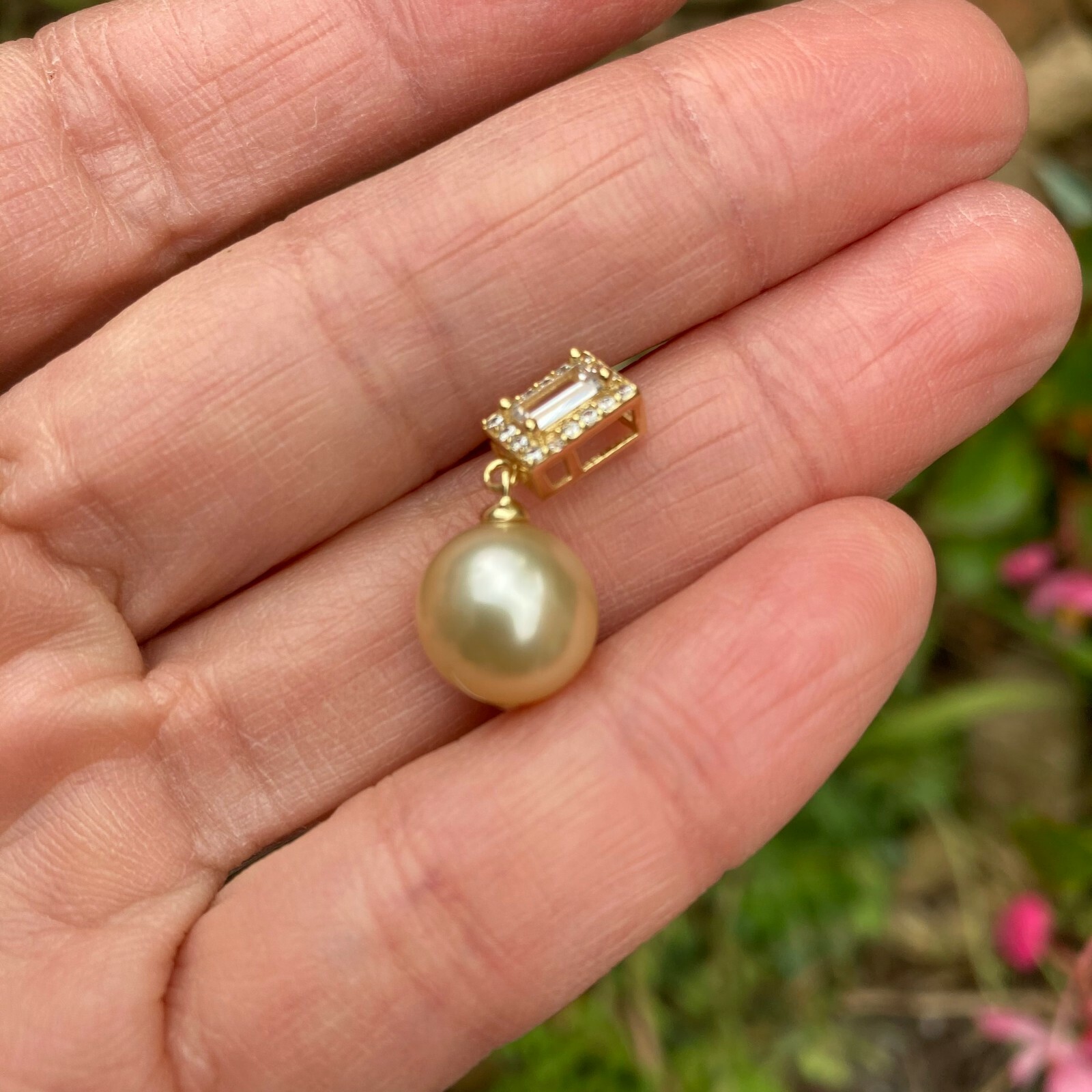 9.5-10mm Australia gold seawater Pearl high luster Silver crystal pendant TH57