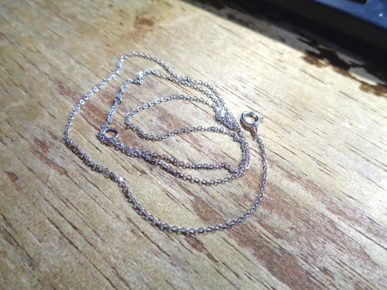 0.8MM PETITE WHITE GOLD-PLATED 925 STERLING SILVER DC ROLO CHAIN NECKLACE 16″