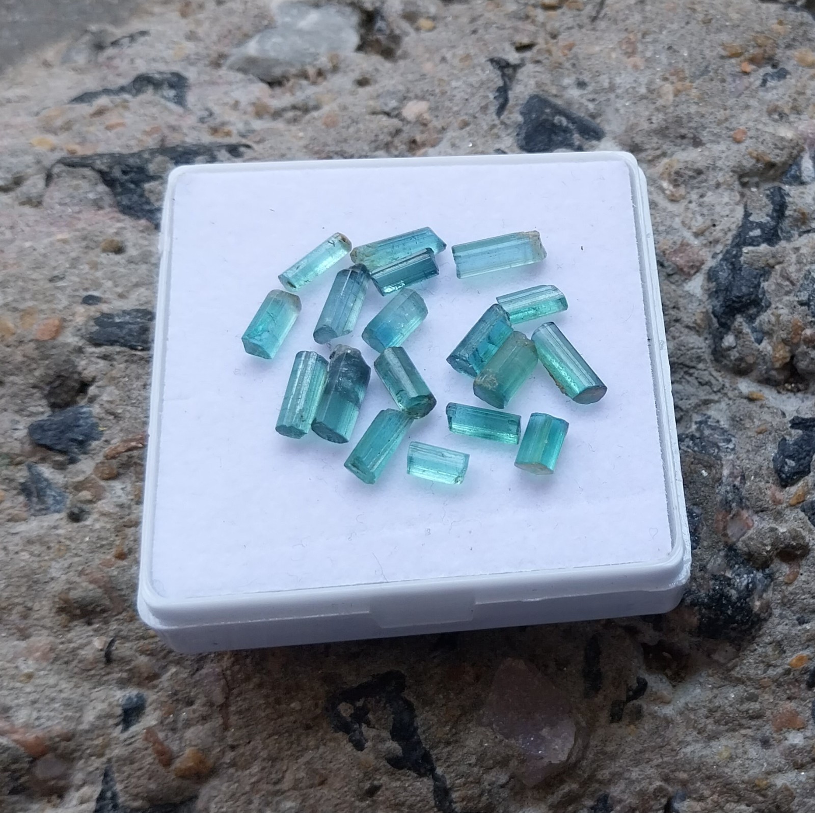 14.75 Ct 6 to 9.5 MM Natural Blue Color Tourmaline Raw Rough Pencil 18 PCS Lot