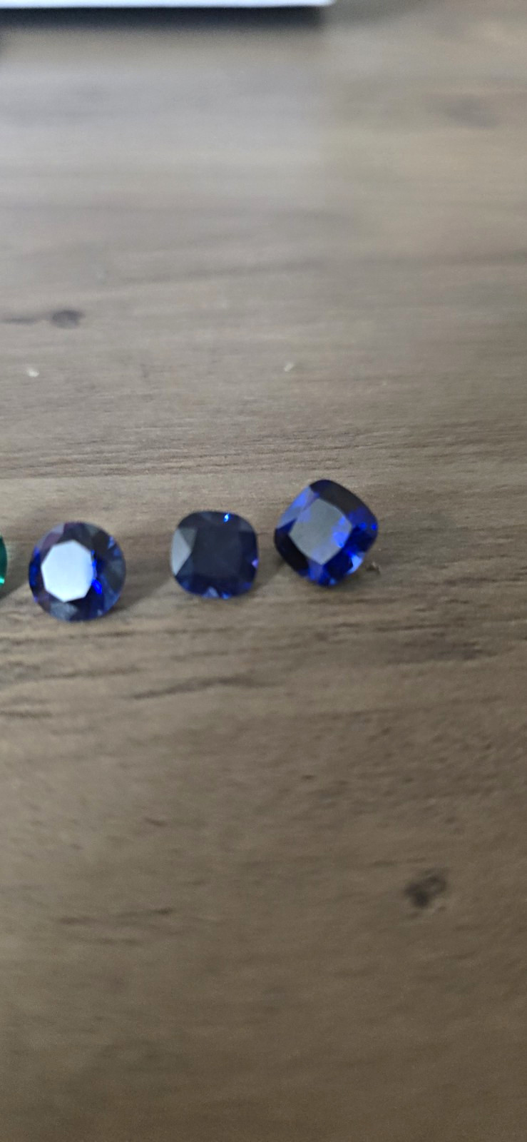 18pc Assorted Genuine Gemstones, Blood Rubys, Yellow Sapphire, Nank Emerald,Etc