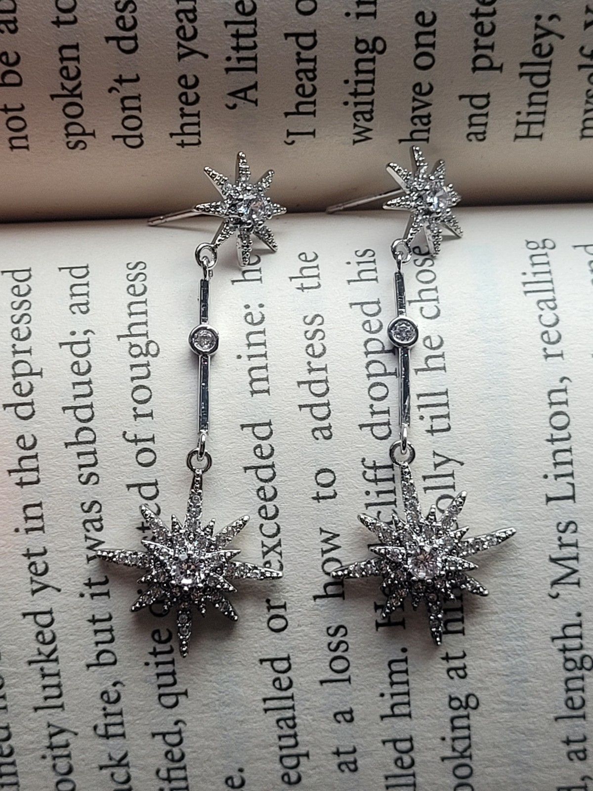 Catherine Princess of Wales Royal Replica Tsar starburst Drop earrings