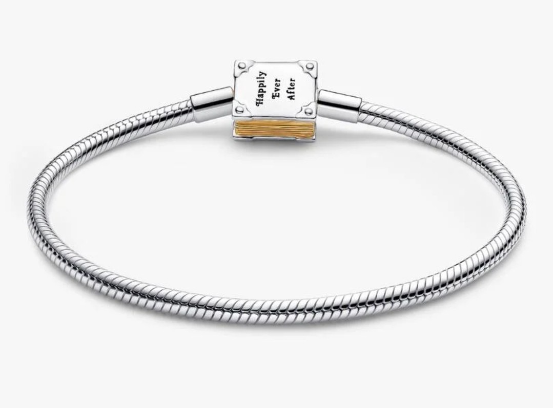 New In BOX PANDORA 925 Gold Charm Storybook Bracelet Disney Princess. Size 6.7