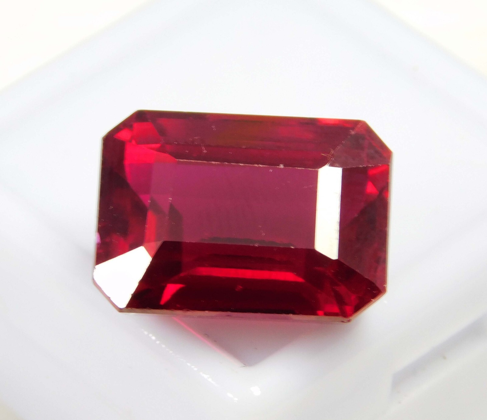 Natural 20.00 Ct Mozambique Blood Red Ruby Certified Emerald Cut Loose Gemstone