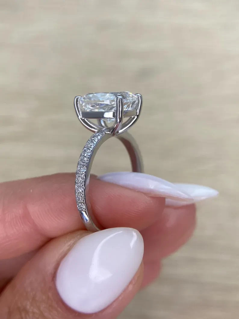 4.20 CT Cushion-Cut VS1 Lab Grown Diamond Solitaire Engagement Ring Platinum 950