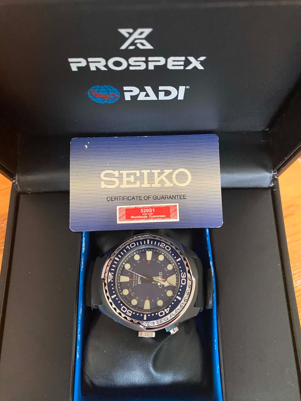Seiko Prospex Kinetic GMT Diver’s PADI Special Edition (Reference SUN065 / SUN06