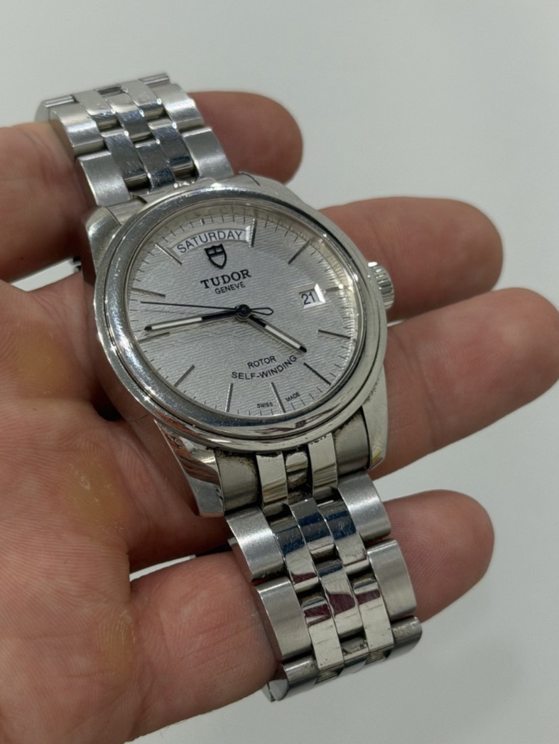 2019 Tudor Glamour Date-Day 56000 Watch Steel Silver Texture Dial Automatic 39mm