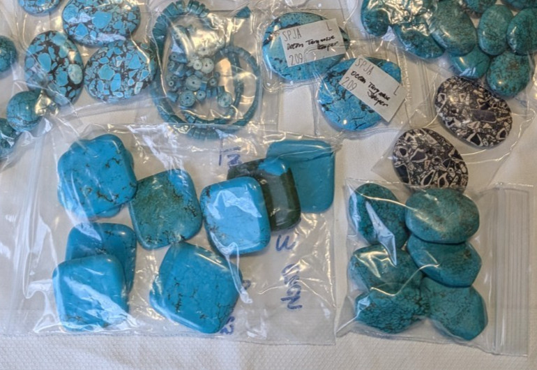 Turquoise & Magnesite beads Mixed Lot for DIY jewelry, Various size, shapes