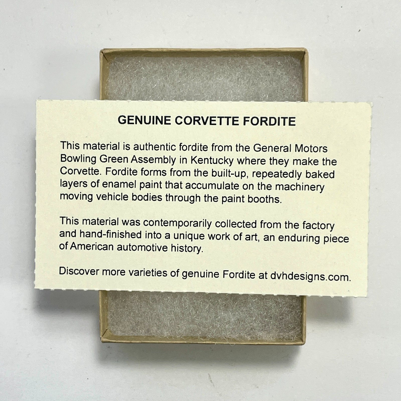 DVH Corvette Fordite Cabochon Bowling Green Ass. Car Paint Cab 17x15x4mm (6362)